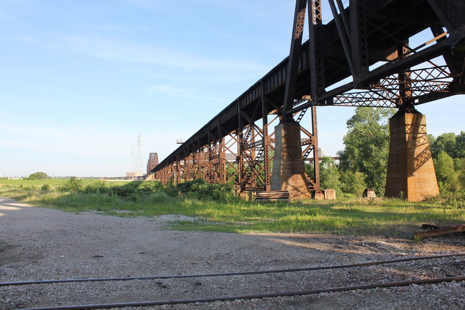 Viaduct west of 296-foot span